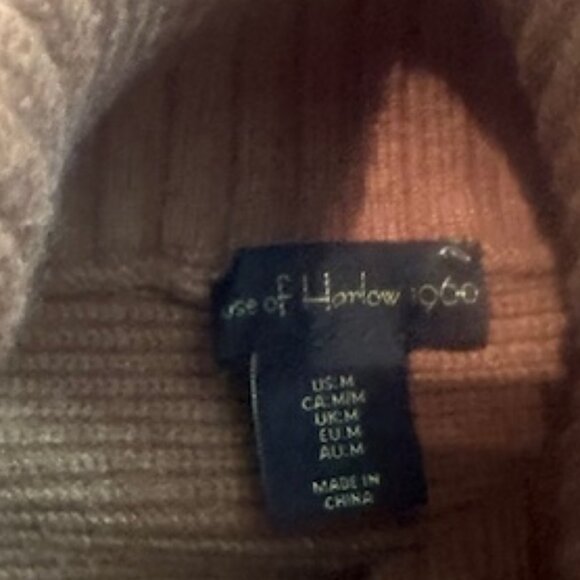 House of Harlow 1960 Cropped Turtleneck Sweater - Picture 3 of 3